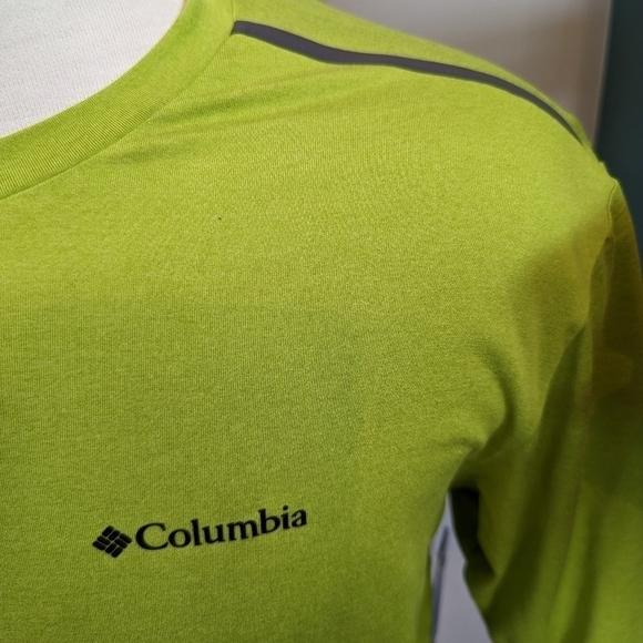 Columbia  Crew Neck Shirt - Men's Tech Trail Lime Tee, Size Large Tall - Picture 8 of 10